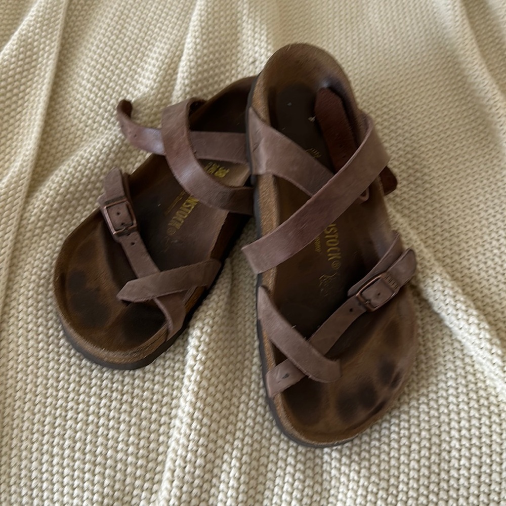 Brown Mayari Birkenstock sz 38